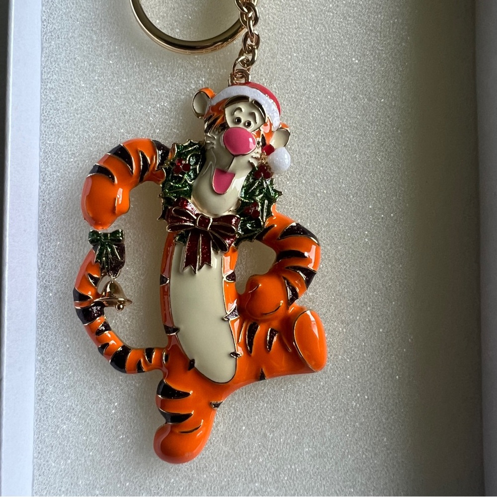 Disney x BaubleBar Keychain Tigger Bag Charm Winnie the Pooh Christmas Wreath